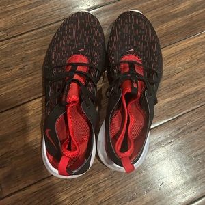 Nike men’s running shoes